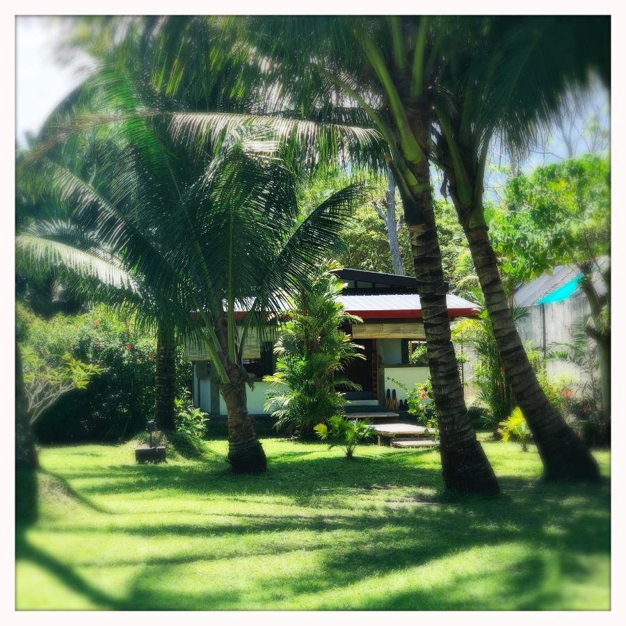 Somewhere Else Boutique Resort Mambajao Exteriér fotografie